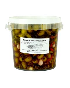 OLIVES MIXED COCKTAIL 2.9kg " Olives Pitted Marinated Cocktail " BELLORTO